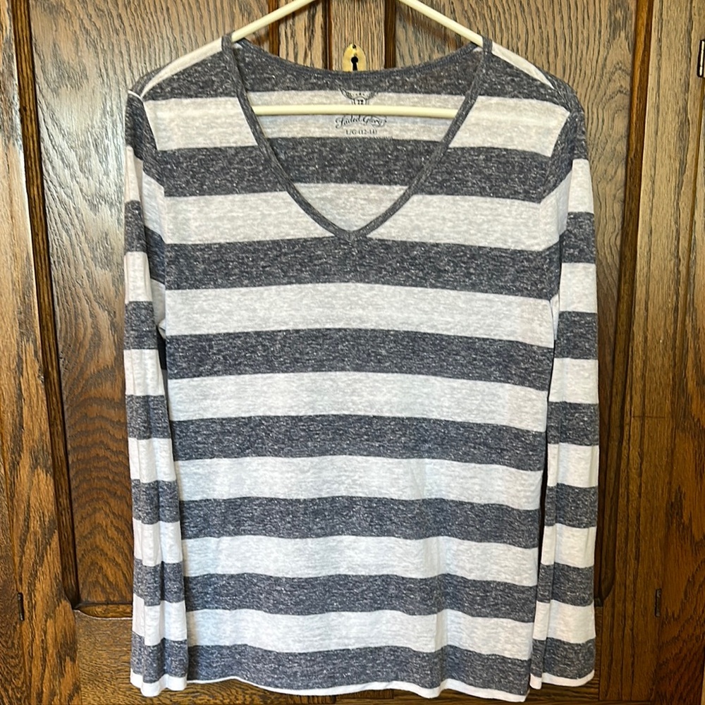 Faded Glory Gray and White Striped Long Sleeve Tee